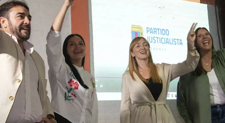 Los intendentes peronistas, menos Maipú, adelantarán sus elecciones