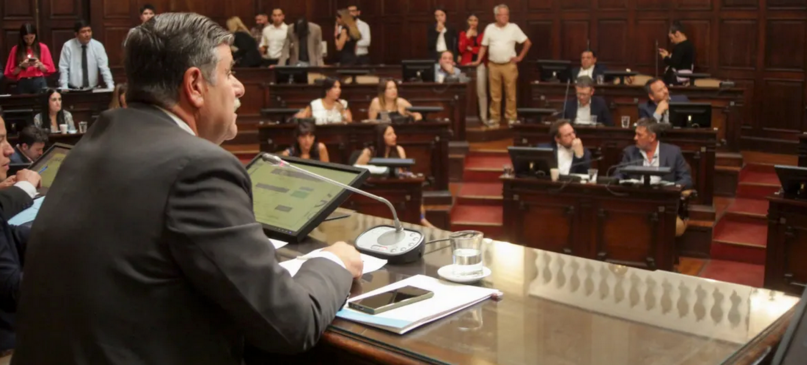 Suarez ya tiene presupuesto para gobernar Mendoza en 2023